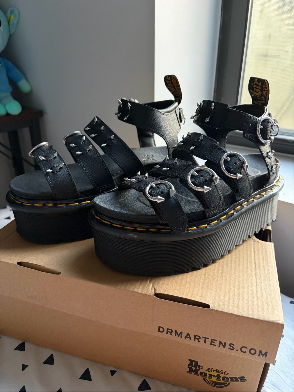 BLAIRE PIERCING LEATHER PLATFORM SANDALS